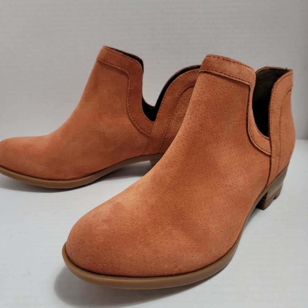 Sorel Lolla Cutout Booties